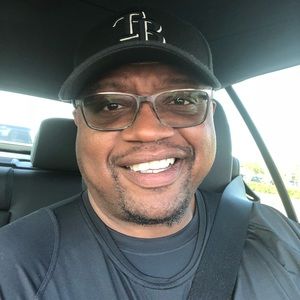 Meet your Posher, Kelvin